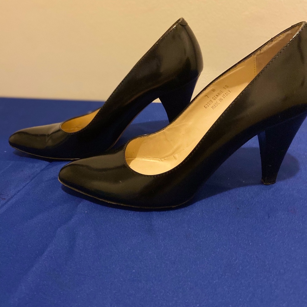 Black Coach Pumps